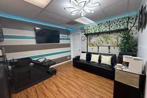 listings.show.sections.photos.alt