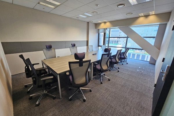 Photo of A prestigious landmark building in the heart of the CBD