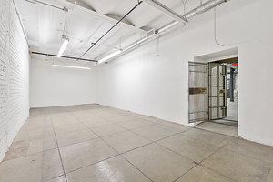 listings.show.sections.photos.alt