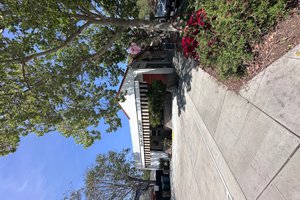 listings.show.sections.photos.alt