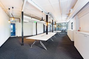 listings.show.sections.photos.alt